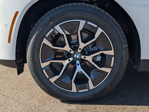 New 2026 BMW X3 xDrive30 w/ Premium Package image 4