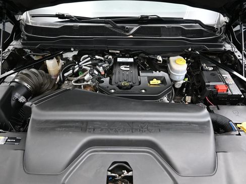 Used 2025 RAM 3500 Laramie w/ Night Edition AWD/4WD image 8