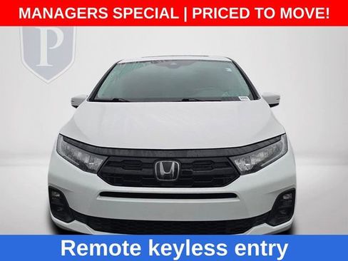 Used 2025 Honda Odyssey Touring image 13