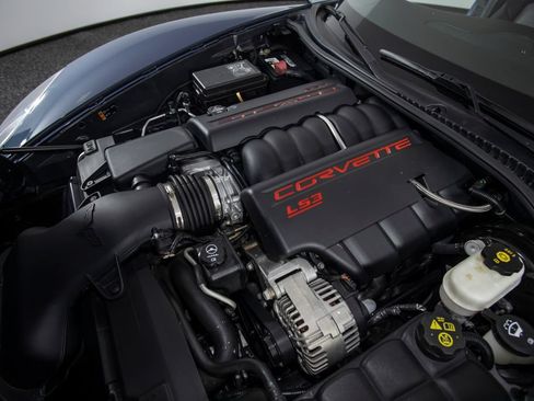 Used 2013 Chevrolet Corvette Grand Sport w/ 2LT Preferred Equipment Group RWD image 51