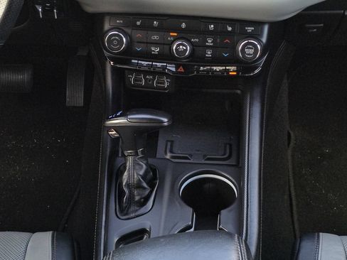 Used 2021 Dodge Durango R/T w/ Technology Group RWD image 25