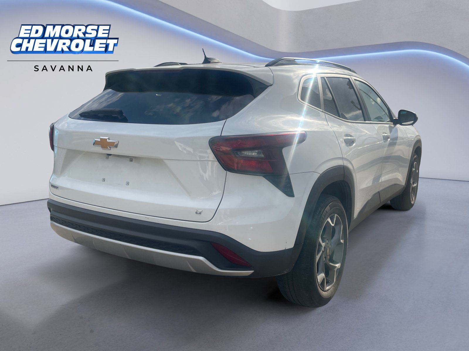 Used 2025 Chevrolet Trax LT w/ Sunroof Package FWD image 5