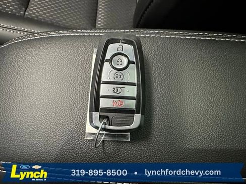 New 2025 Ford Escape SE image 15