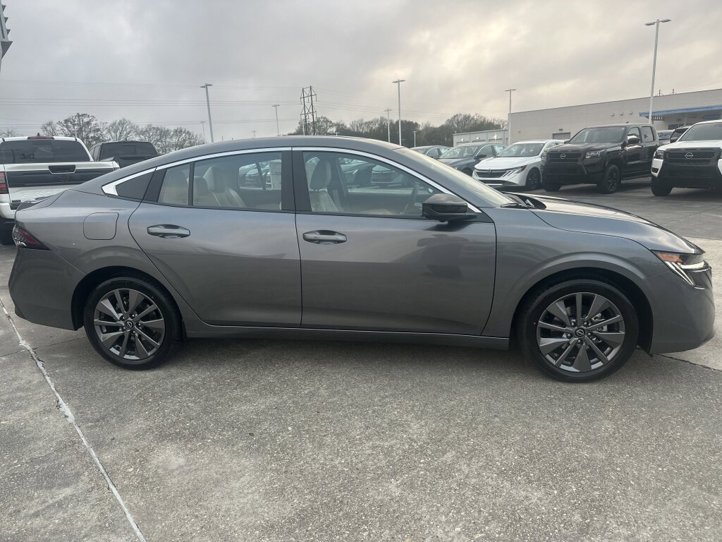 New 2026 Nissan Sentra SL w/ Floor Mat Package FWD image 7