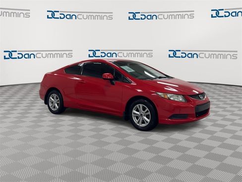 Used 2013 Honda Civic LX image 2