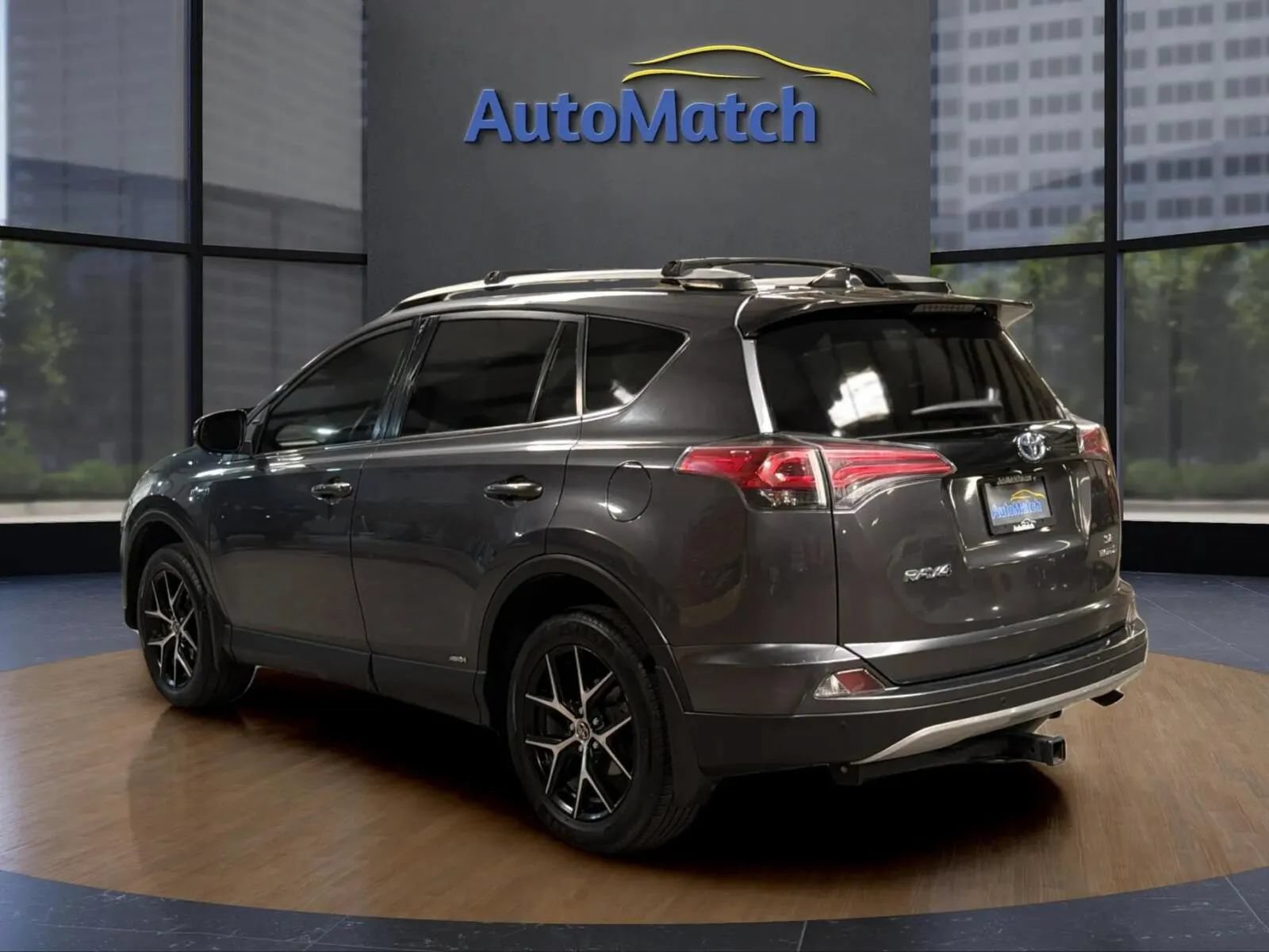 Used 2018 Toyota RAV4 SE w/ Advanced Technology Package AWD/4WD image 9