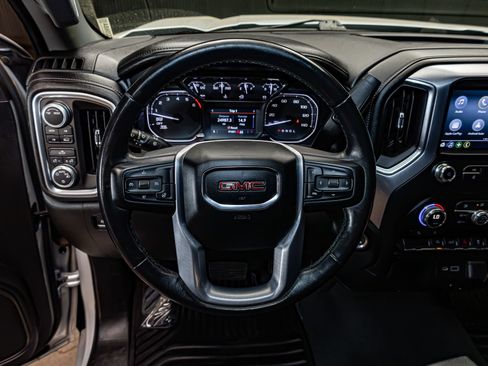 Used 2020 GMC Sierra 1500 SLE w/ SLE Value Package AWD/4WD image 18