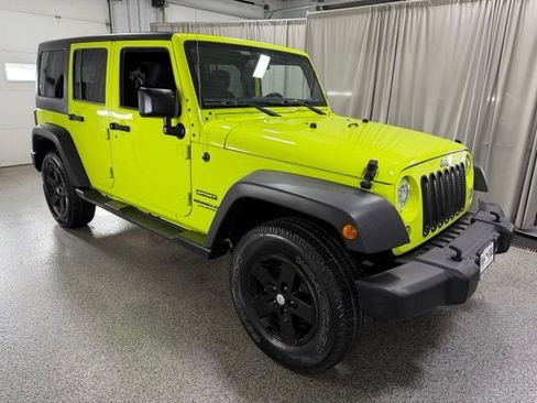 Used 2017 Jeep Wrangler Unlimited Sport w/ Quick Order Package 23S AWD/4WD image 3