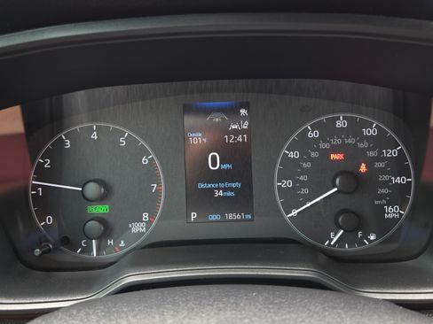 Used 2024 Toyota Corolla Cross AWD Hybrid image 22