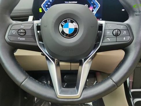 Used 2025 BMW X1 xDrive28i AWD/4WD image 43