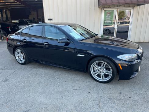 Used 2013 BMW 550i xDrive Sedan image 11