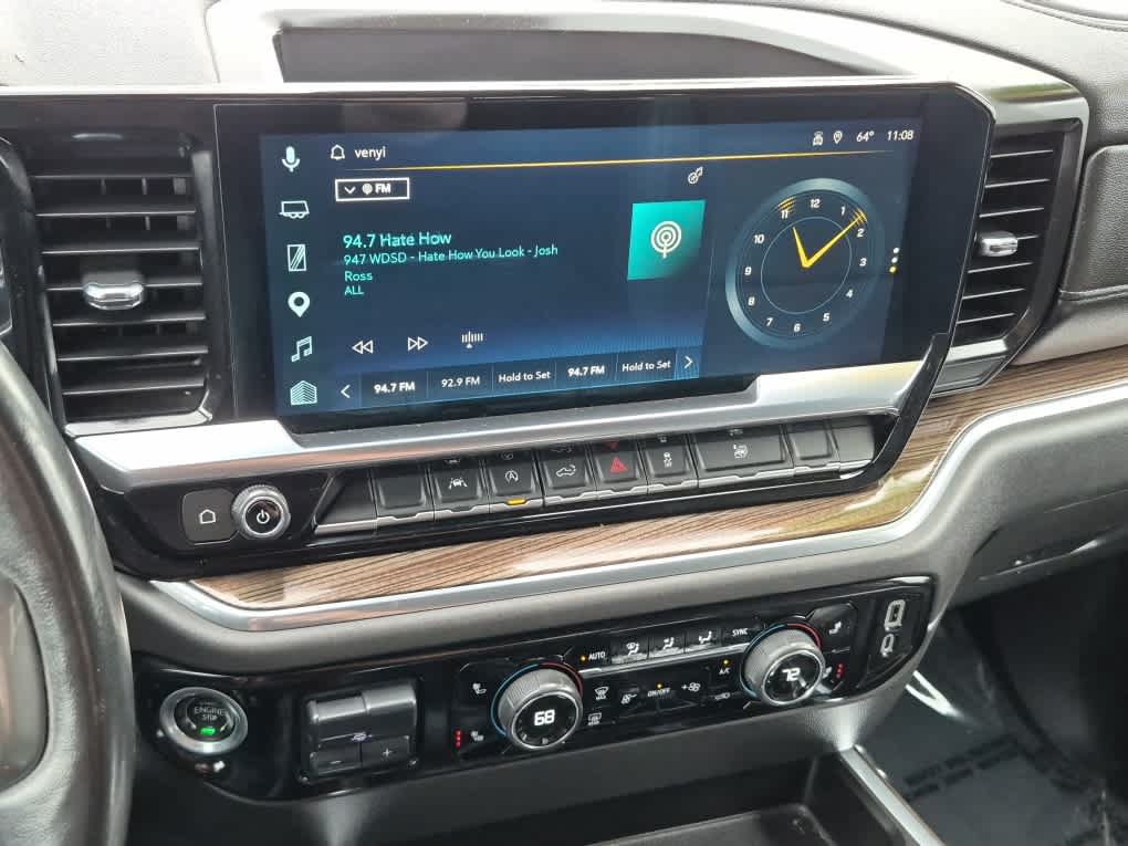 Used 2023 Chevrolet Silverado 1500 LT w/ Leather Package AWD/4WD image 14