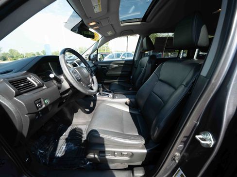Used 2017 Honda Pilot EX-L image 9
