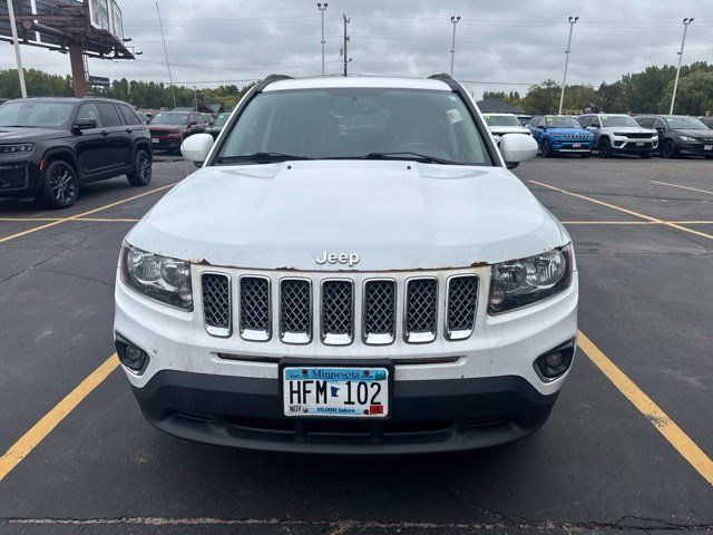 Used 2017 Jeep Compass High Altitude AWD/4WD image 2