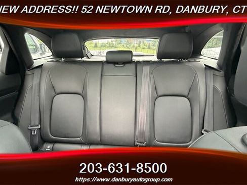 Used 2019 Jaguar F-PACE Premium AWD/4WD image 24