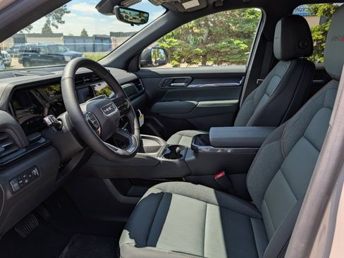 New 2026 GMC Terrain AT4 w/ Convenience Package III AWD/4WD image 39