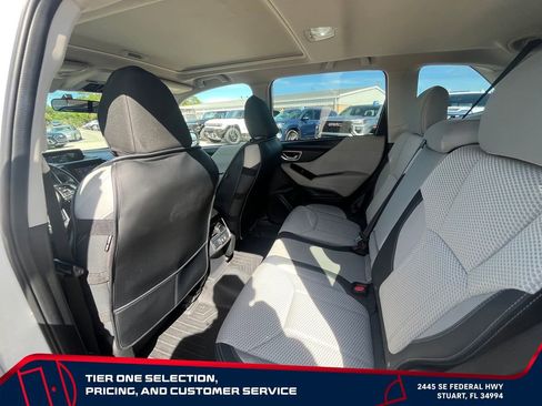 Used 2020 Subaru Forester Premium AWD/4WD image 12
