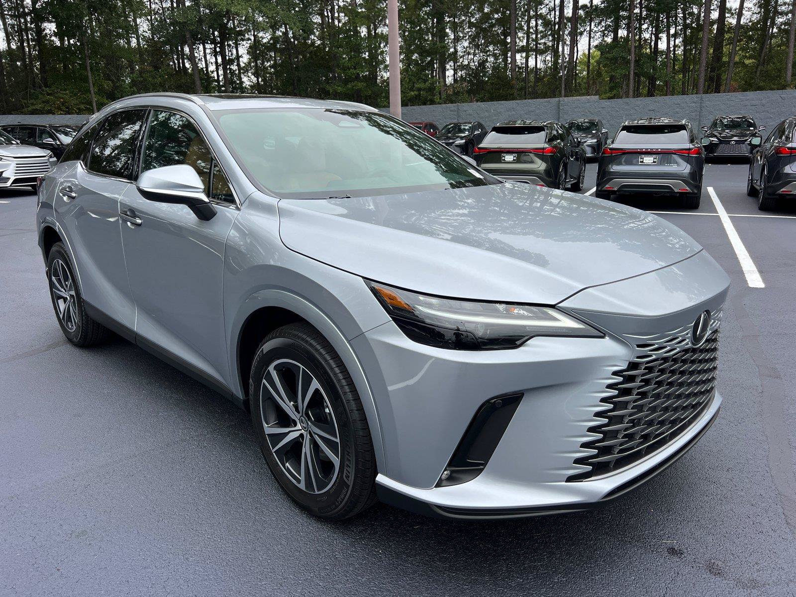 New 2026 Lexus RX 350 FWD image 3