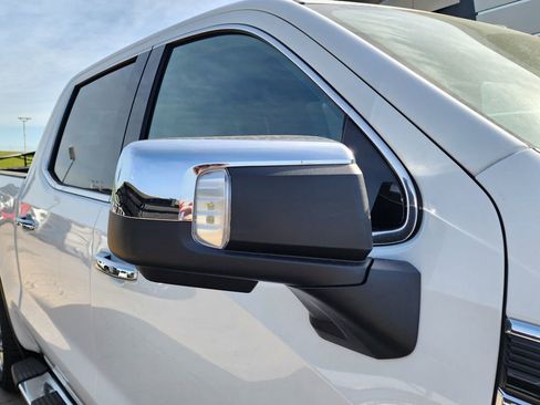 New 2026 GMC Sierra 1500 SLT w/ SLT Premium Plus Package AWD/4WD image 12