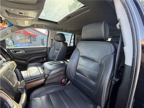 Used 2019 GMC Yukon Denali image 20