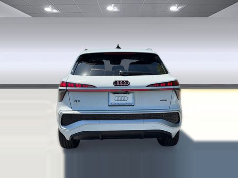 New 2026 Audi Q3 quattro 2.0T AWD/4WD image 10