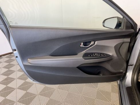 Used 2020 Hyundai Veloster Turbo Ultimate image 10