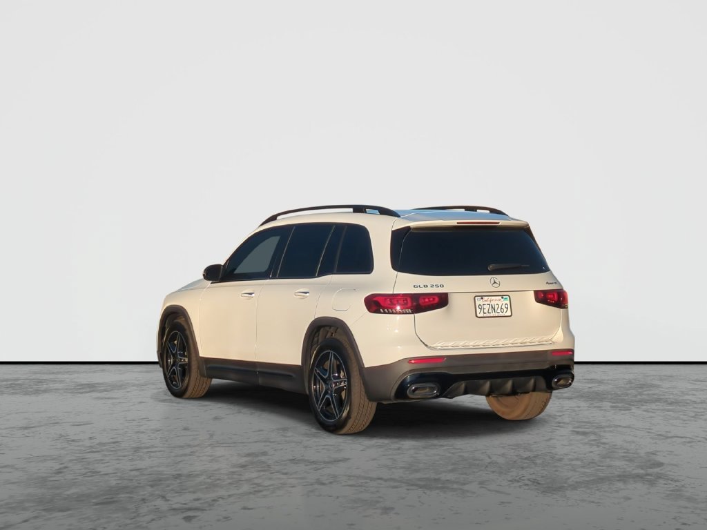 Used 2023 Mercedes-Benz GLB 250 4MATIC image 6