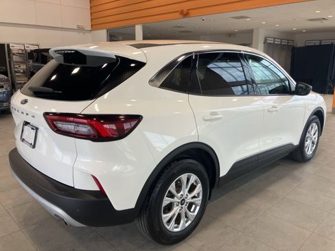 Used 2023 Ford Escape Active w/ Tech Pack #1 image 5