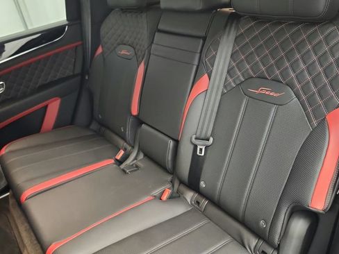 Used 2021 Bentley Bentayga Speed AWD/4WD image 49