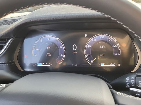 New 2025 Jeep Grand Cherokee 4WD image 30