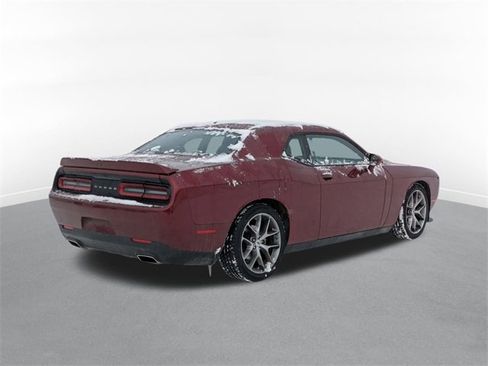 Used 2022 Dodge Challenger GT image 3