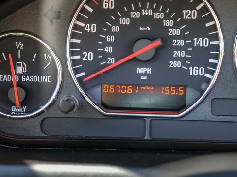 Used 2000 BMW M Roadster image 32