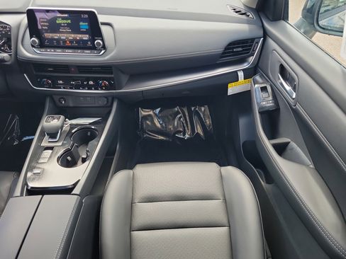 New 2026 Nissan Rogue SV image 15