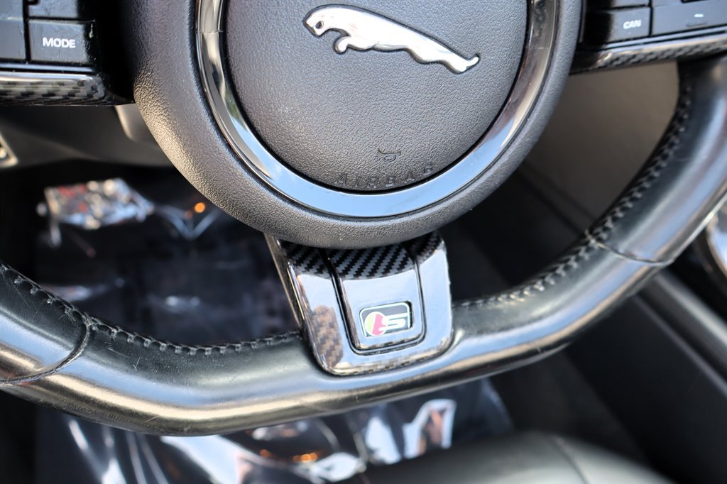 Used 2014 Jaguar F-TYPE S RWD image 43