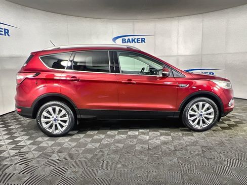 Used 2018 Ford Escape Titanium AWD/4WD image 10