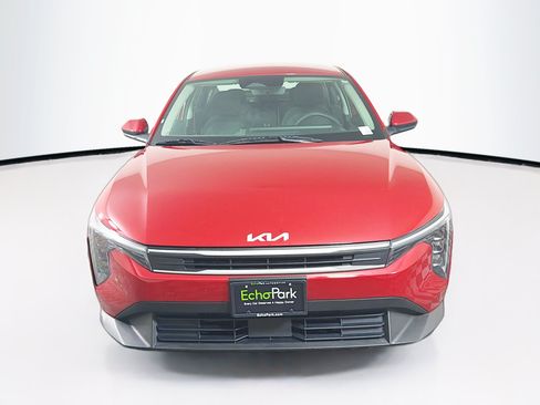 Used 2025 Kia K4 FWD image 2