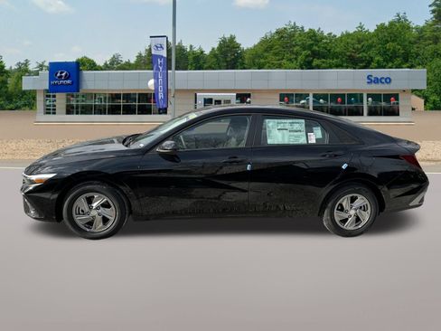 New 2026 Hyundai Elantra SE FWD image 6
