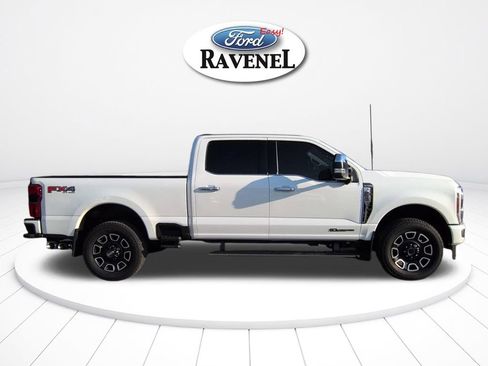 Used 2024 Ford F250 Platinum AWD/4WD image 3