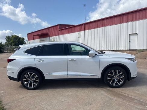Used 2024 Acura MDX SH-AWD w/ Technology Package image 4