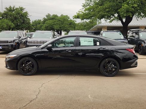 New 2026 Hyundai Elantra Sport FWD image 3