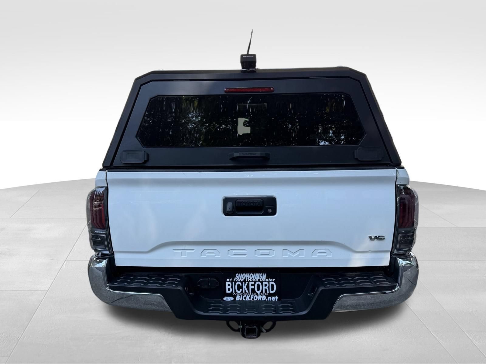 Used 2020 Toyota Tacoma TRD Off-Road AWD/4WD image 6