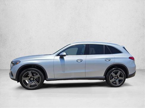 Certified 2026 Mercedes-Benz GLC 300 image 9