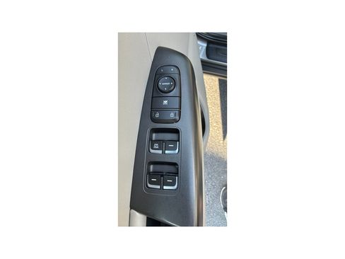 Used 2018 Kia Sportage LX FWD image 12