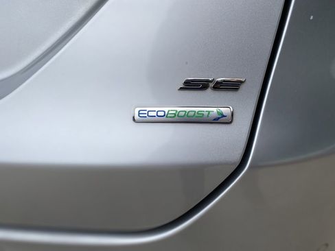 Used 2016 Ford Fusion SE w/ Equipment Group 202A image 21