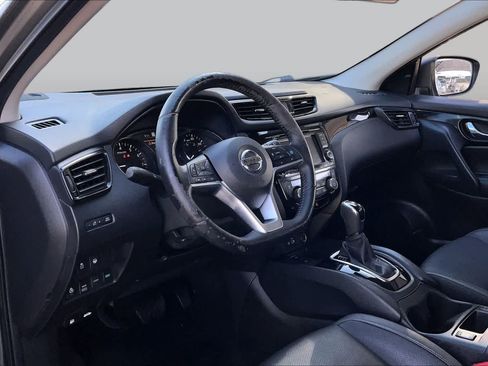 Used 2022 Nissan Rogue Sport SL AWD/4WD image 16