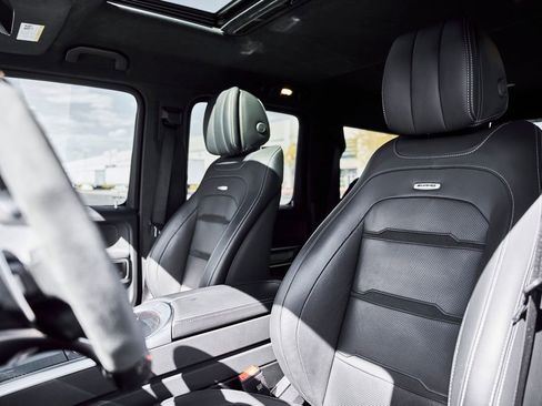 Used 2022 Mercedes-Benz G 63 AMG 4MATIC w/ Seat Comfort Package image 44