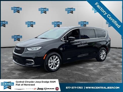 Used 2025 Chrysler Pacifica Select AWD/4WD image 1