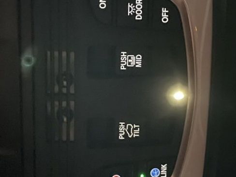 Used 2022 Acura MDX A-Spec image 24