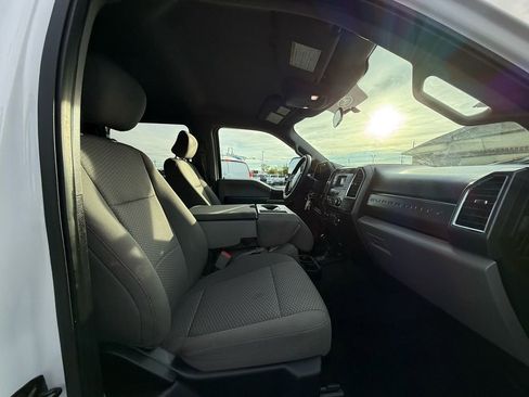 Used 2017 Ford F250 XLT w/ FX4 Off-Road Package image 24