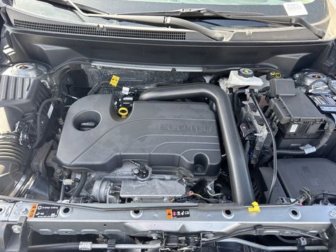 Used 2024 Chevrolet Equinox LT w/ LPO, Floor Liner Package FWD image 34